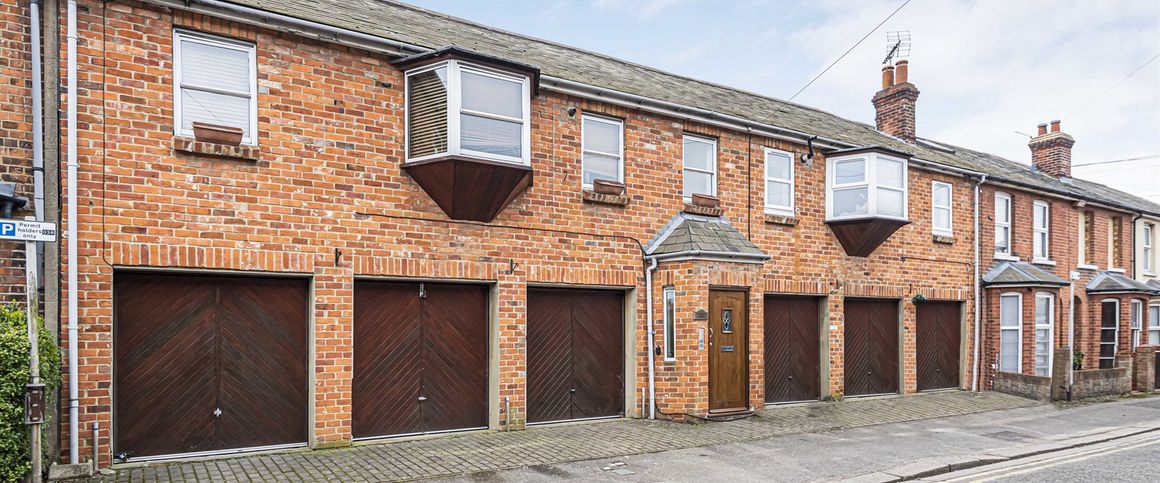 Cardiff Mews, Reading, RG1 8EF - Photo 1