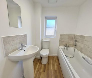 2 bedroom maisonette to rent - Photo 6
