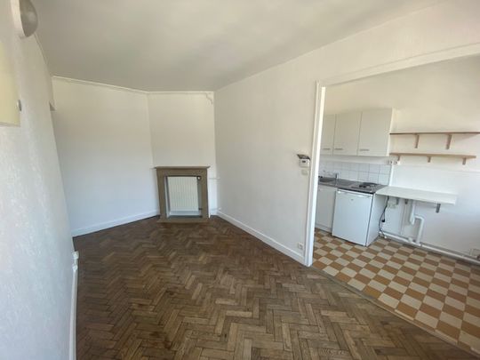 Location Appartement 1 pièce 21m² LILLE 59800 - Photo 1