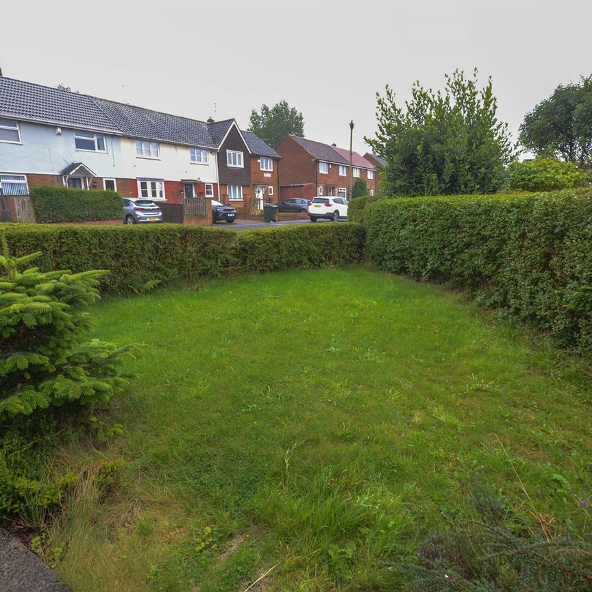 3 bed end of terrace house to rent in Kirkwood Drive, Kenton, NE3 - Photo 1