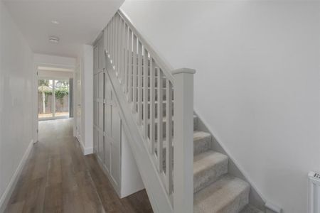 3 bedroom detached house to rent - Photo 5