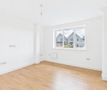 House share to rent - Photo 3