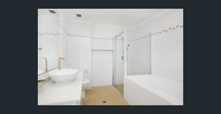 Sundrenched Two Bedroom Penthouse in Sorrento Apartments - Photo 5