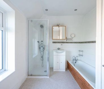 3 bedroom semi-detached house to rent - Photo 6