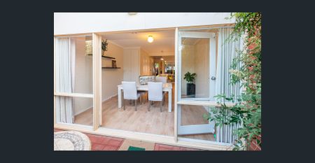 Stylish city living at your fingertips - Photo 2