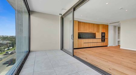 Furnished or Unfurnished - your choice integrated Liebherr fridge/ freezer. - Photo 4