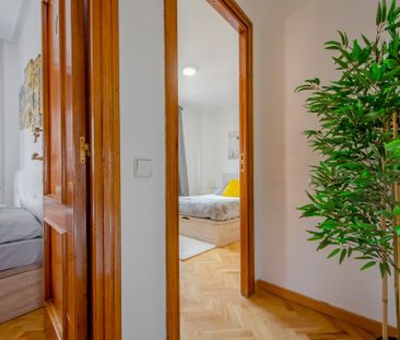 Calle de Juan Esplandiú, Madrid, Community of Madrid 28007 - Photo 2