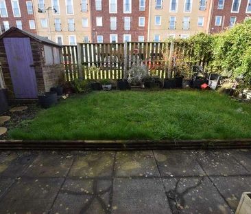 Old Chester Road, Birkenhead, CH41 - Photo 1