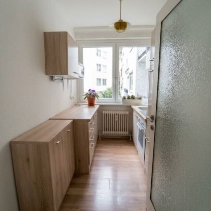 Berndorf- Zentrale Wohnlage! 2-Zimmerwohnung mit Balkon - Foto 1