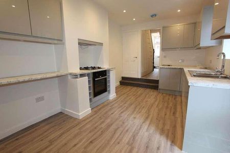 Fotheringham Road, Enfield, EN1 - Photo 5