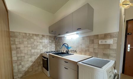 PRENÁJOM - Veľký 1 izbový byt Galanta, Štvrť SNP - Photo 3