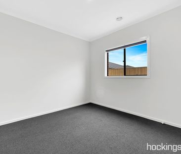 BRAND NEW FAMILY HOME IN DONNYBROOK - Photo 2