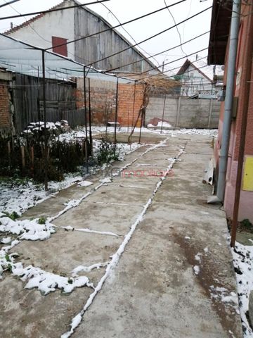 Casa 5 camere de inchiriat in Cluj-Napoca, Marasti ID 5572 - Fotografie 3