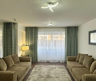 3 bedroom apartment to rent - Photo 1