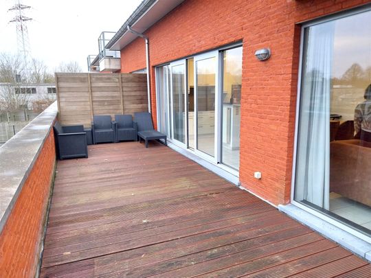 TE HUUR: Appartement met 2 slaapkamers en ruim terras te Zonhoven! - Photo 1