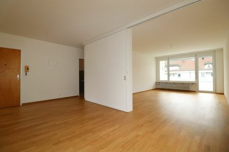 Nähe Rauracherzentrum in Riehen - schöne 5-Zimmerwohnung im 3.OG - Photo 5