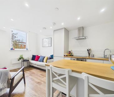 1 bedroom flat to rent - Photo 4