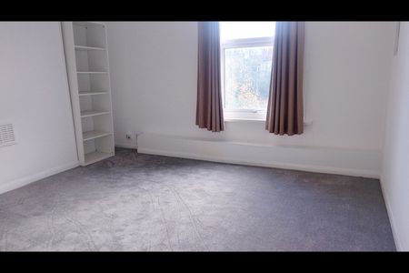 1 Bed Flat, Holmdale Terrace, N15 - Photo 2