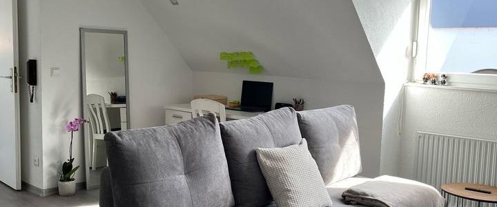 2 Zimmer Dachgeschosswohnung - Foto 1