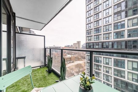 Jarvis Street - Photo 5