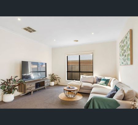 4/67 Osborne St, Flora Hill, Vic 3550 - Photo 4