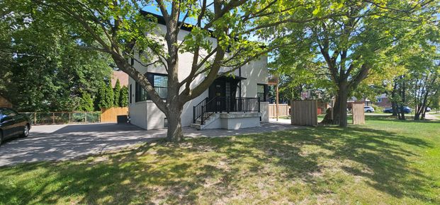 For Lease - 4229 Bloor Street Unit# Main, Toronto, Ontario - Photo 1
