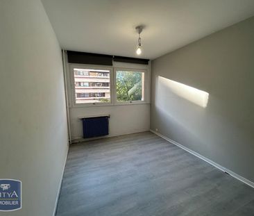 Location Appartement 2 pièces 59m² LILLE 59000 - Photo 3