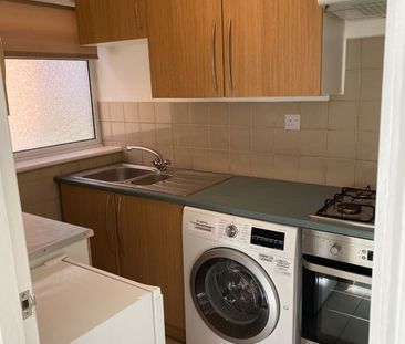 1 Bed Flat, Woodside Court, SO17 - Photo 5