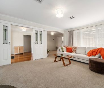 Two Living Areas, Outdoor Entertaining Area & Low-Maintenance Gardens - Photo 1