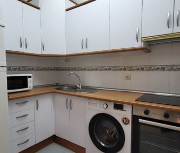 Apartamento de alquiler en Calle Nueva, Centro Histórico - Photo 2