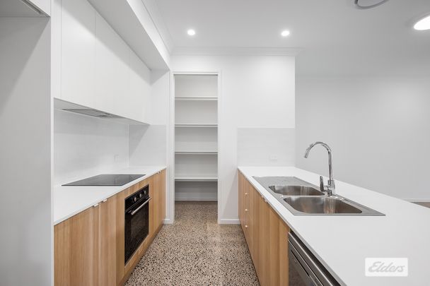 1/62a Springlands Drive - Photo 1