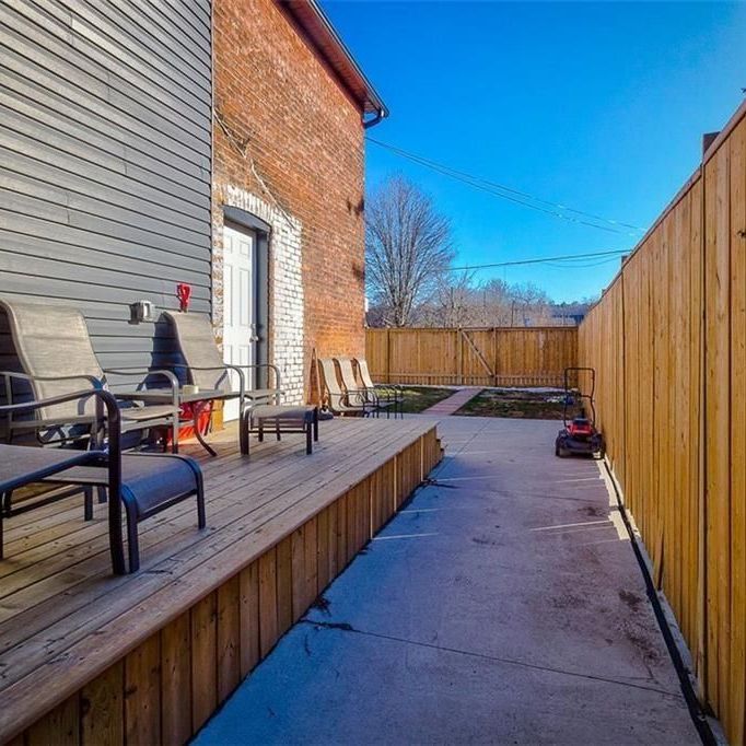 For Lease - 382 Cannon Street Unit# B, Hamilton, Ontario - Photo 1