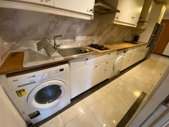 The Forge, Railway Street, Dublin 1 (Room C, Double Room With Ensuite To Rent) - Photo 1