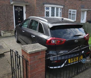 1 bedroom in a house share to rent - Photo 5