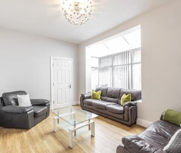 5 bedroom terraced house to rent - Photo 1