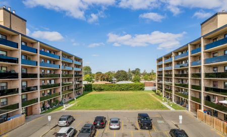 For Lease - 573 North Service Road Unit# 401, Mississauga, Ontario - Photo 3