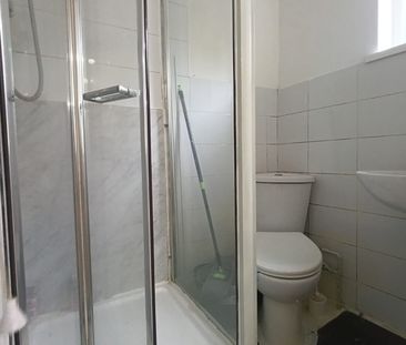 Studio Flat, Hoe St, E17 - Photo 5