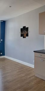 Location Appartement 2 pièces 41m² - Photo 4