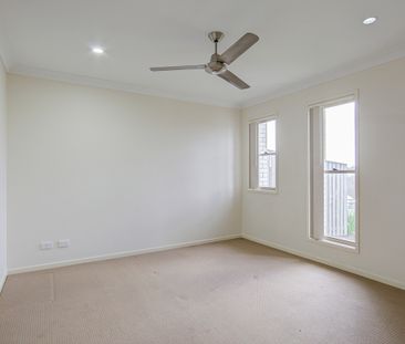 Comfortable Modern Home in Pimpama! - Photo 5