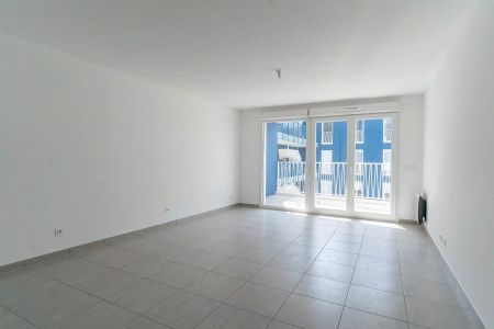 location Appartement T4 DE 88m² À MARSEILLE - Photo 3
