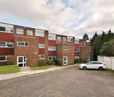 Woodlands Court, Woking, Surrey, GU22 - Photo 2