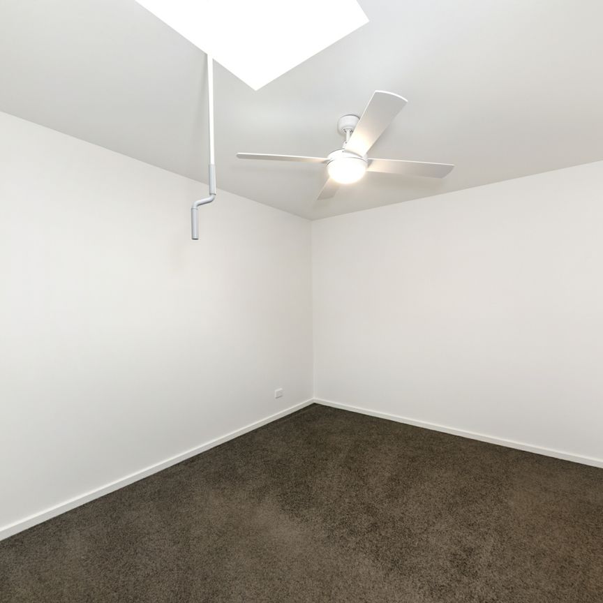 Modern Two Bedroom House - Photo 1