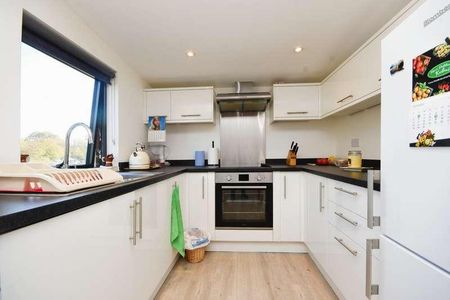 Adams House, Harlow, CM20 - Photo 5