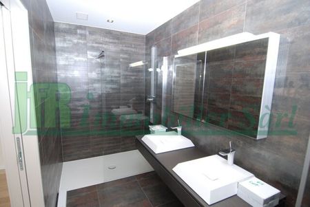 Superb and luxurious 2.5 room apartment in OUCHY, beautiful view - Photo 5