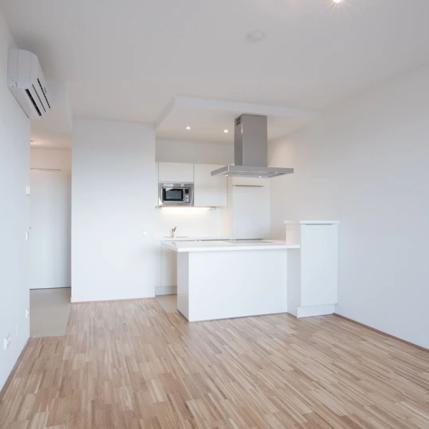 Schöne 2-Zimmer-Balkonwohnung mit Fußbodenkühlung! U6 Floridsdorf! - Photo 1