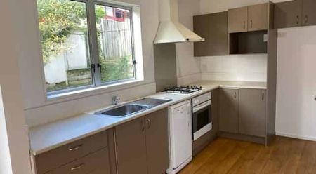 Spacious home in Churton Park - Photo 5