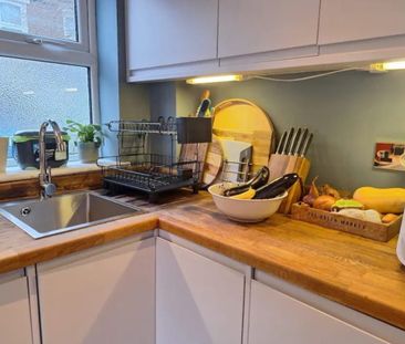 3 Bed Terraced House, Ickworth Park Road, E17 - Photo 4