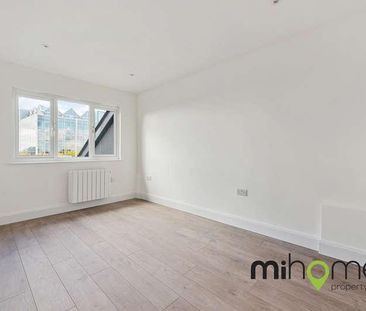 Key Point, Potters, EN6 - Photo 1