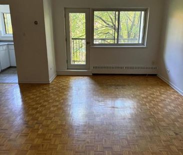 2 CH - 1 SDB - Montréal - $1,417 /mo - Photo 1