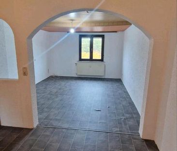 Zwei Etagen Wohnung in Völklingen Geislautern zu vermieten 5ZKB - Photo 6